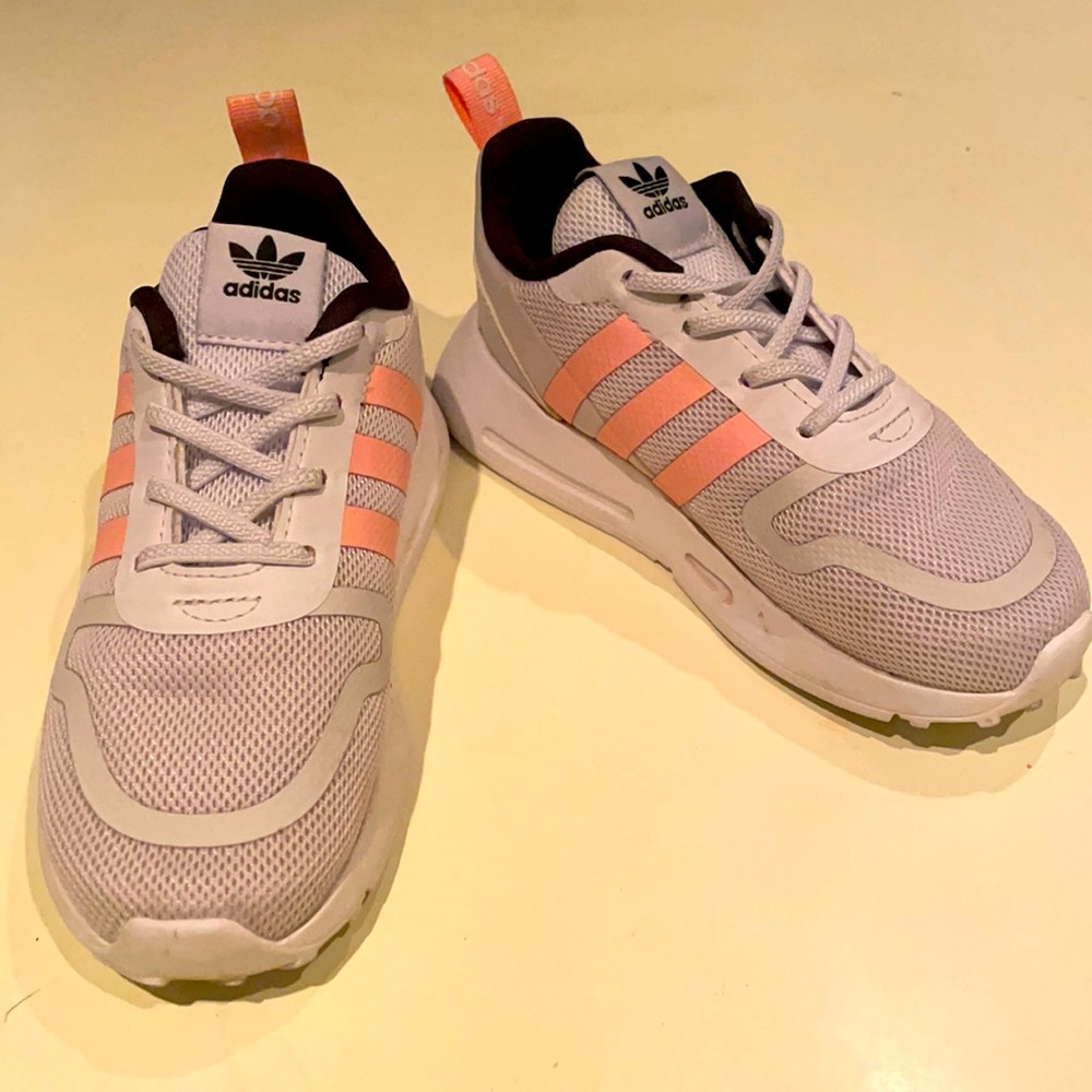 Adidas Multix Sneakers!